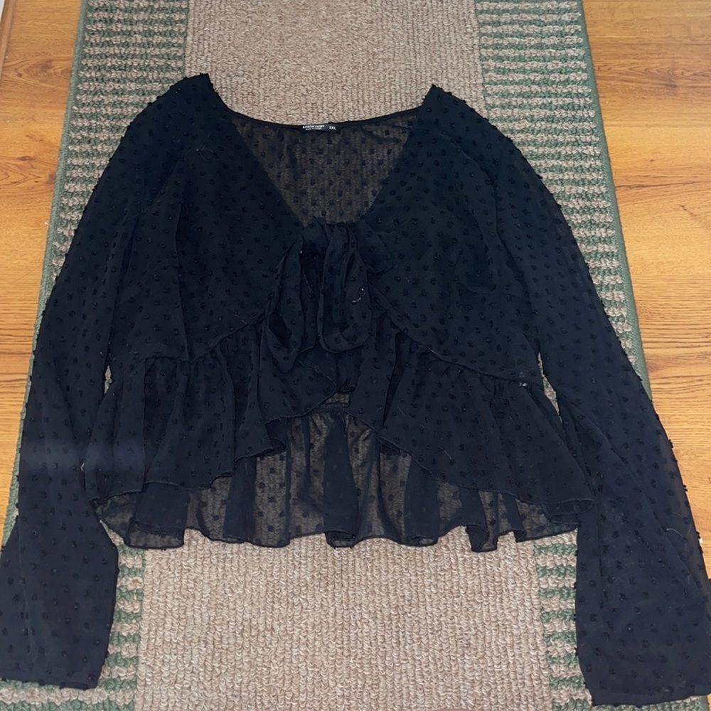 Women’s black Swiss dot top